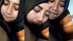 Jilbab Merasakan Kontol Pertama Kali, Sensasi Panas Menusuk Sampai Ke Dalam