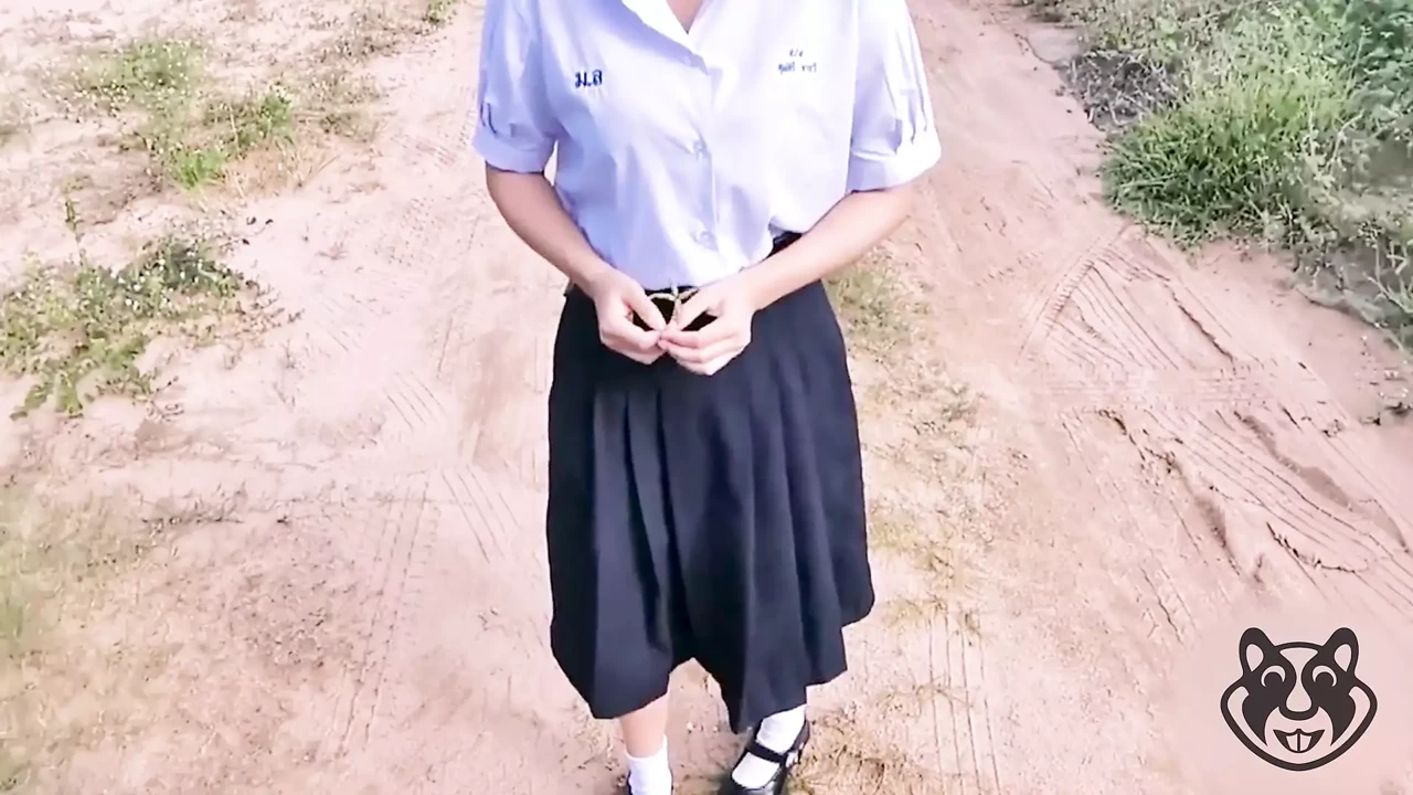 Melon Ice – Thai Student Outdoor In Forest