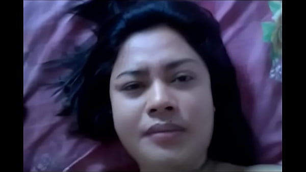 Mami Seksi Girang Banget Diwangi Kontol Gede Roni, Temen Suaminya, Sampai Becek