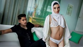 Hijab Mesum Ini Langgar Semua Aturan, Ngentot Liar Sama Selingkuhan Bule Amerika