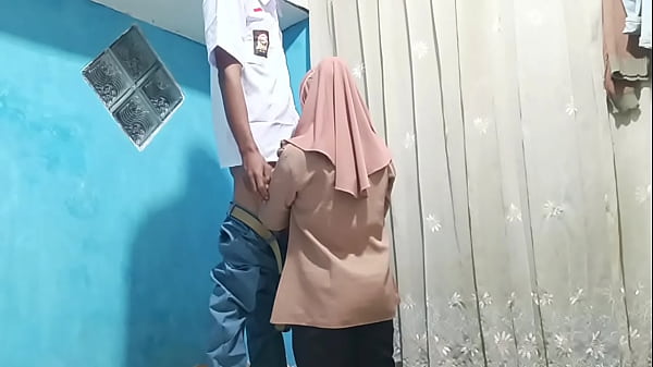 Murid Mesum Ngewe Gurunya Habis Pulang Sekolah Sampai Puas